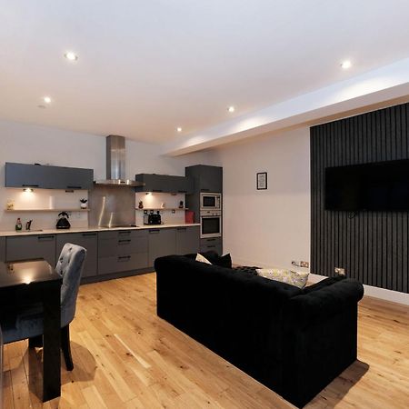 One Of A Kind Historic 3 Bedroom Apartment Aberdeen Esterno foto