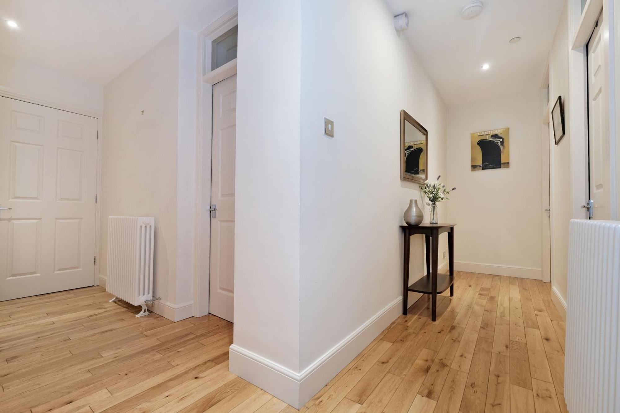 One Of A Kind Historic 3 Bedroom Apartment Aberdeen Esterno foto
