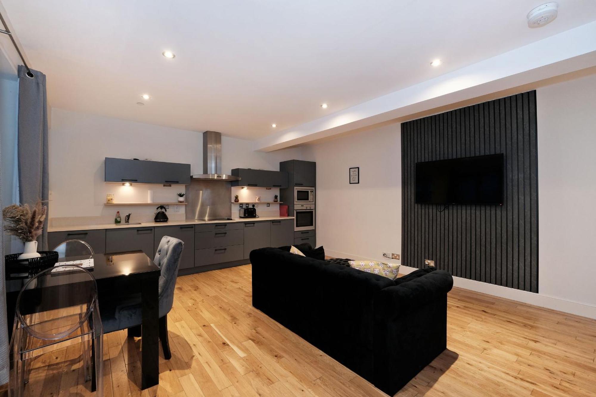 One Of A Kind Historic 3 Bedroom Apartment Aberdeen Esterno foto